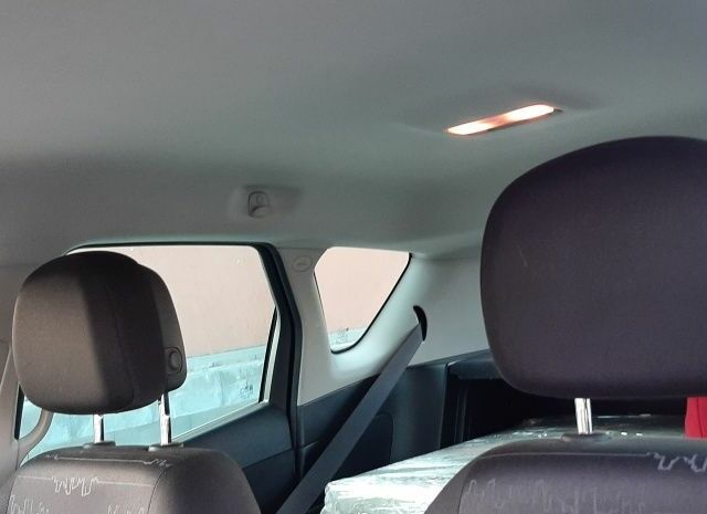 Черный Опель Мерива, объемом двигателя 1.4 л и пробегом 150 тыс. км за 7800 $, фото 4 на Automoto.ua