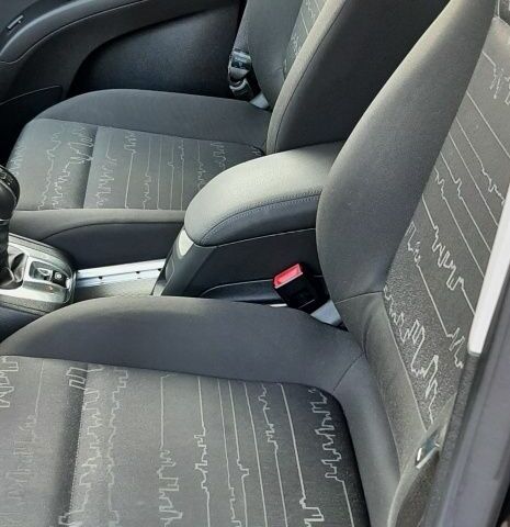 Черный Опель Мерива, объемом двигателя 1.4 л и пробегом 150 тыс. км за 7800 $, фото 6 на Automoto.ua