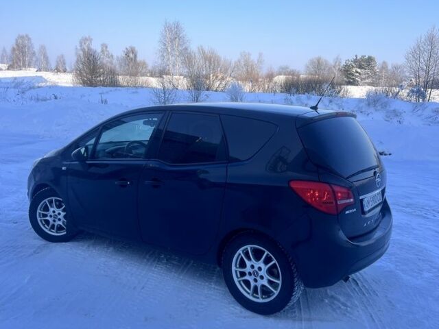 Чорний Опель Меріва, об'ємом двигуна 1.7 л та пробігом 296 тис. км за 5799 $, фото 3 на Automoto.ua