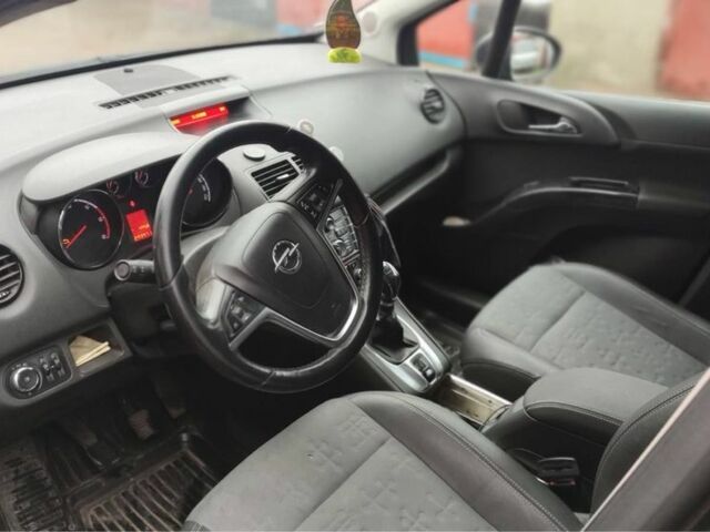 Черный Опель Мерива, объемом двигателя 0 л и пробегом 3 тыс. км за 5400 $, фото 3 на Automoto.ua