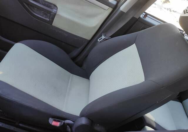 Черный Опель Мерива, объемом двигателя 1.6 л и пробегом 230 тыс. км за 3999 $, фото 24 на Automoto.ua