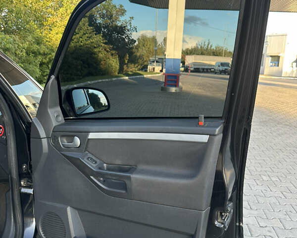 Черный Опель Мерива, объемом двигателя 1.6 л и пробегом 225 тыс. км за 4600 $, фото 13 на Automoto.ua