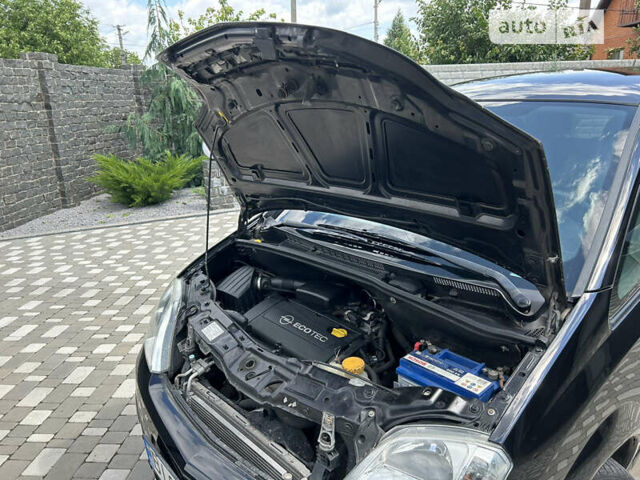 Опель Меріва 2006 у Полтаві на Automoto.ua Чорний Опель Меріва, об'ємом двигуна 1.6 л та пробігом 201 тис. км за 4999 $, фото 145 на Automoto.ua