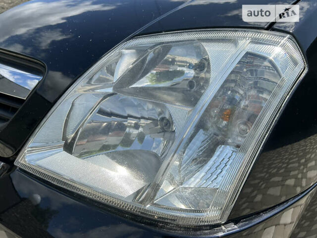Опель Меріва 2006 у Полтаві на Automoto.ua Чорний Опель Меріва, об'ємом двигуна 1.6 л та пробігом 201 тис. км за 4999 $, фото 41 на Automoto.ua