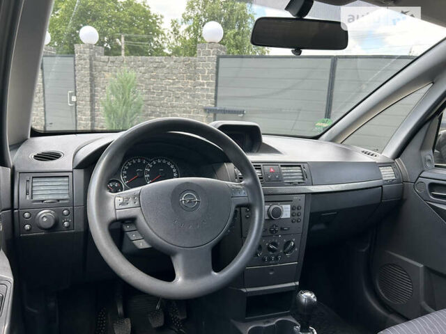 Опель Меріва 2006 у Полтаві на Automoto.ua Чорний Опель Меріва, об'ємом двигуна 1.6 л та пробігом 201 тис. км за 4999 $, фото 118 на Automoto.ua