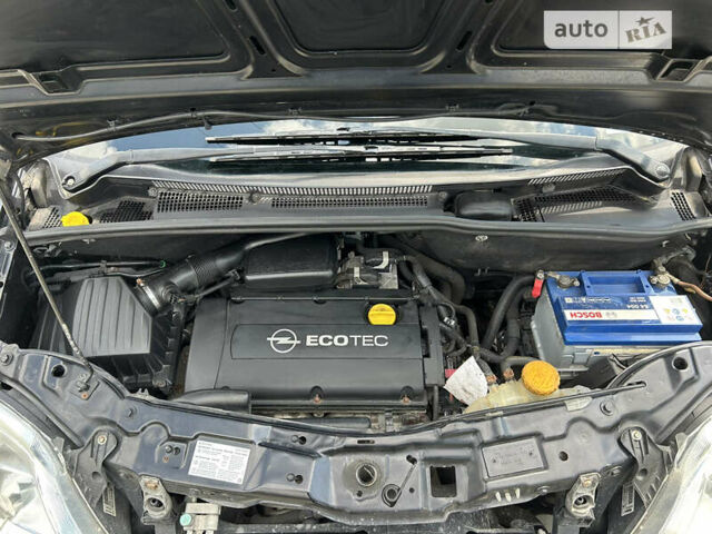 Опель Меріва 2006 у Полтаві на Automoto.ua Чорний Опель Меріва, об'ємом двигуна 1.6 л та пробігом 201 тис. км за 4999 $, фото 148 на Automoto.ua