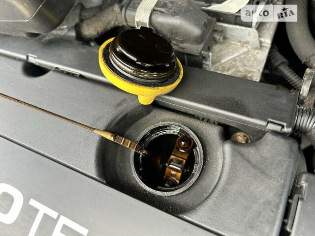 Опель Меріва 2006 у Полтаві на Automoto.ua Чорний Опель Меріва, об'ємом двигуна 1.6 л та пробігом 201 тис. км за 4999 $, фото 154 на Automoto.ua