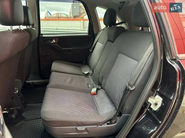 Опель Мерива 2006 в Киеве на Automoto.ua Черный Опель Мерива, объемом двигателя 1.6 л и пробегом 262 тыс. км за 5290 $, фото 9 на Automoto.ua