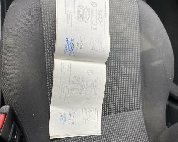 Чорний Опель Меріва, об'ємом двигуна 1.6 л та пробігом 251 тис. км за 5900 $, фото 20 на Automoto.ua