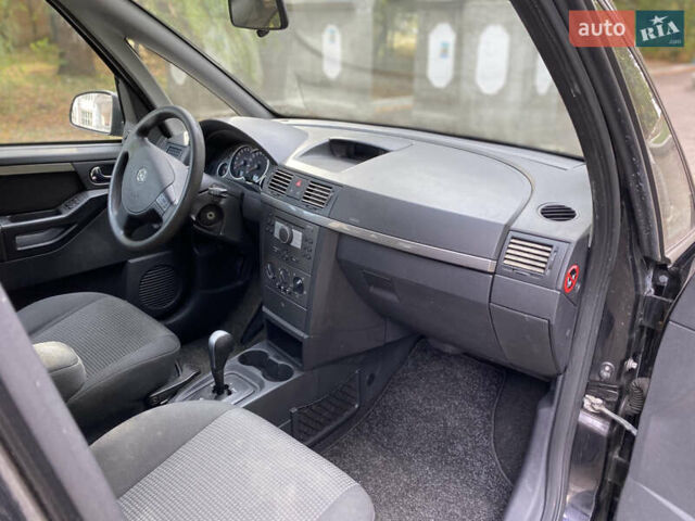 Чорний Опель Меріва, об'ємом двигуна 1.6 л та пробігом 251 тис. км за 5900 $, фото 25 на Automoto.ua