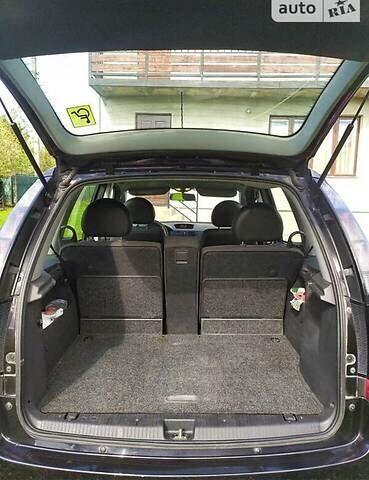 Черный Опель Мерива, объемом двигателя 1.3 л и пробегом 134 тыс. км за 4500 $, фото 5 на Automoto.ua