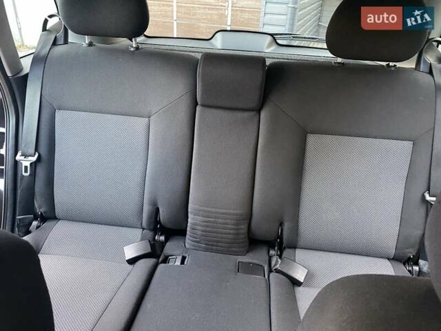 Черный Опель Мерива, объемом двигателя 1.8 л и пробегом 260 тыс. км за 5800 $, фото 25 на Automoto.ua