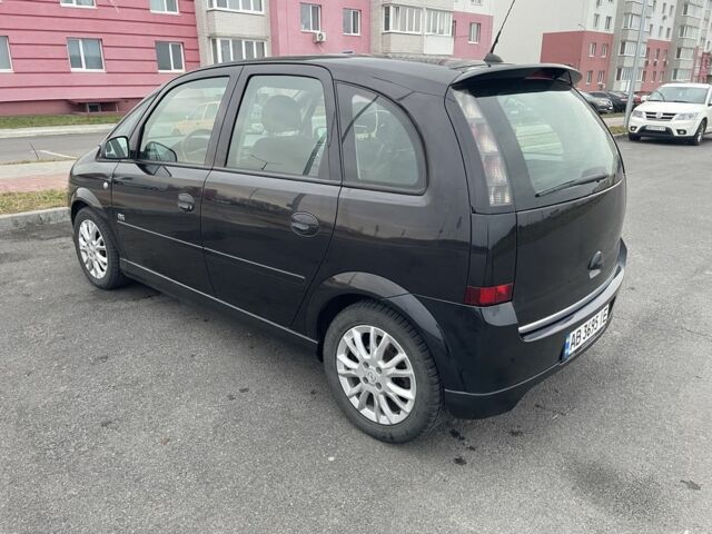 Чорний Опель Меріва, об'ємом двигуна 1.6 л та пробігом 214 тис. км за 4900 $, фото 3 на Automoto.ua