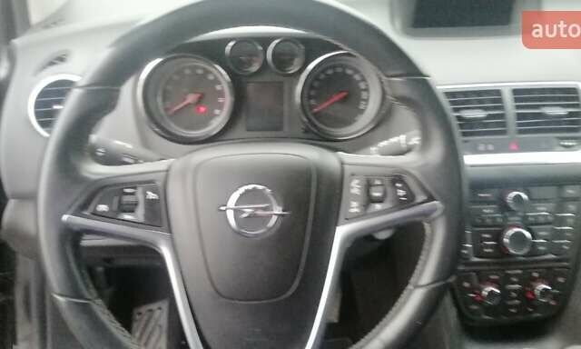 Черный Опель Мерива, объемом двигателя 1.36 л и пробегом 210 тыс. км за 7100 $, фото 18 на Automoto.ua