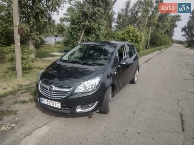 Черный Опель Мерива, объемом двигателя 1.36 л и пробегом 210 тыс. км за 7100 $, фото 5 на Automoto.ua