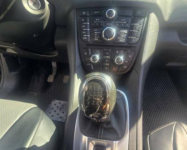 Черный Опель Мерива, объемом двигателя 1.6 л и пробегом 184 тыс. км за 8600 $, фото 9 на Automoto.ua