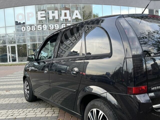 Черный Опель Мерива, объемом двигателя 1.6 л и пробегом 250 тыс. км за 4199 $, фото 9 на Automoto.ua