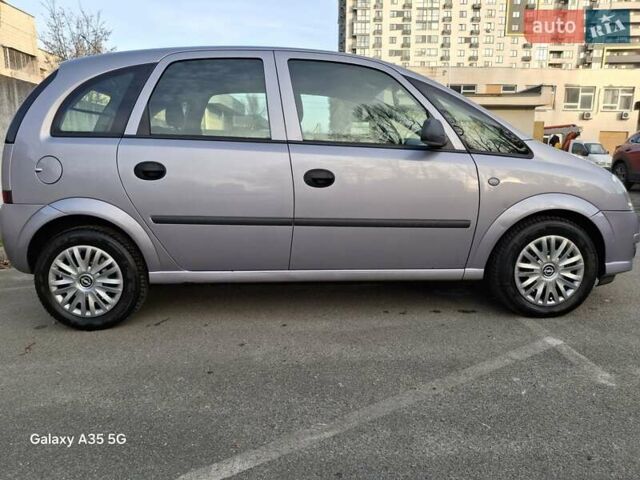 Фиолетовый Опель Мерива, объемом двигателя 1.6 л и пробегом 156 тыс. км за 5700 $, фото 3 на Automoto.ua