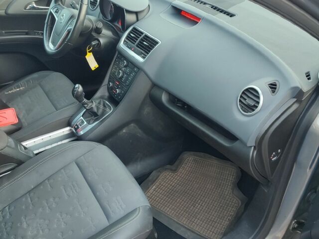 Коричневий Опель Меріва, об'ємом двигуна 1.4 л та пробігом 140 тис. км за 6406 $, фото 5 на Automoto.ua