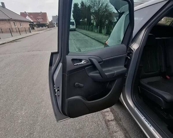 Коричневий Опель Меріва, об'ємом двигуна 1.36 л та пробігом 117 тис. км за 7800 $, фото 14 на Automoto.ua