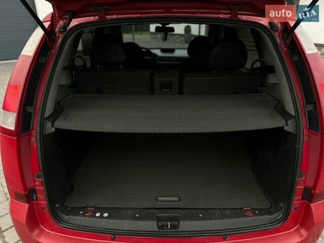Красный Опель Мерива, объемом двигателя 1.6 л и пробегом 274 тыс. км за 2550 $, фото 13 на Automoto.ua