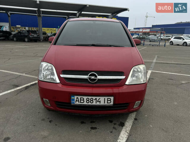 Красный Опель Мерива, объемом двигателя 1.6 л и пробегом 274 тыс. км за 3000 $, фото 9 на Automoto.ua