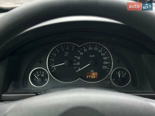 Красный Опель Мерива, объемом двигателя 1.6 л и пробегом 274 тыс. км за 2550 $, фото 9 на Automoto.ua