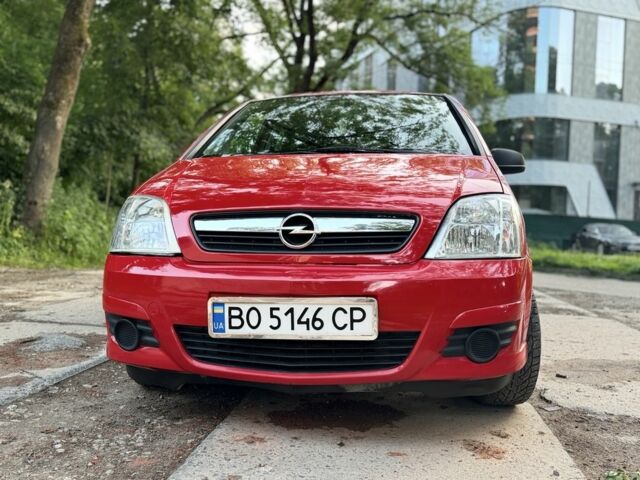 Красный Опель Мерива, объемом двигателя 1.4 л и пробегом 186 тыс. км за 4200 $, фото 1 на Automoto.ua