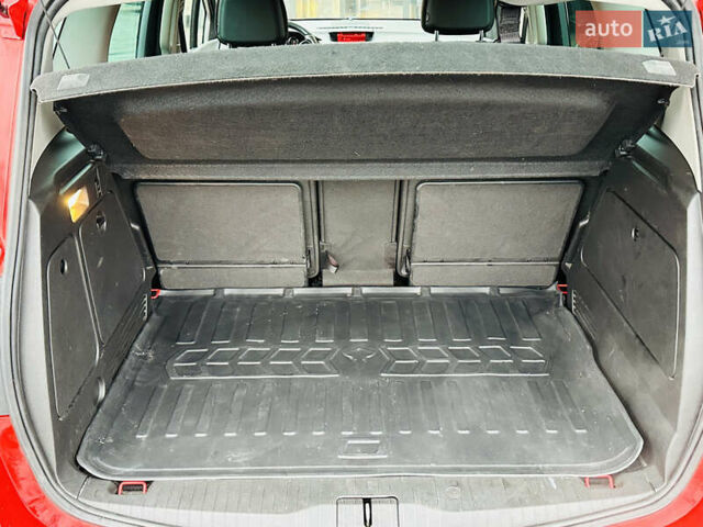 Красный Опель Мерива, объемом двигателя 1.4 л и пробегом 88 тыс. км за 9499 $, фото 34 на Automoto.ua