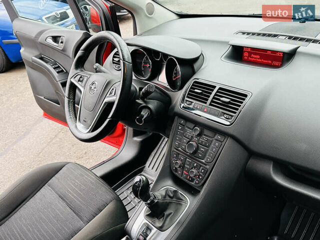 Красный Опель Мерива, объемом двигателя 1.4 л и пробегом 88 тыс. км за 9499 $, фото 33 на Automoto.ua