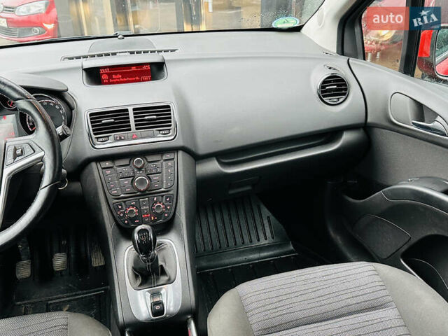 Красный Опель Мерива, объемом двигателя 1.4 л и пробегом 88 тыс. км за 9499 $, фото 21 на Automoto.ua