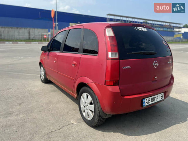 Красный Опель Мерива, объемом двигателя 1.6 л и пробегом 272 тыс. км за 2000 $, фото 3 на Automoto.ua