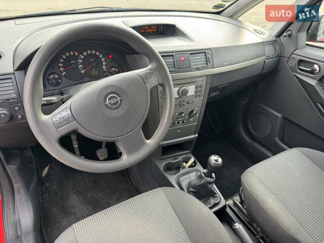 Червоний Опель Меріва, об'ємом двигуна 1.4 л та пробігом 123 тис. км за 5500 $, фото 8 на Automoto.ua