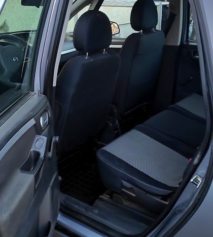 Опель Мерива, объемом двигателя 1.6 л и пробегом 208 тыс. км за 4200 $, фото 5 на Automoto.ua