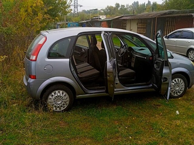 Опель Мерива, объемом двигателя 1.6 л и пробегом 228 тыс. км за 3500 $, фото 2 на Automoto.ua