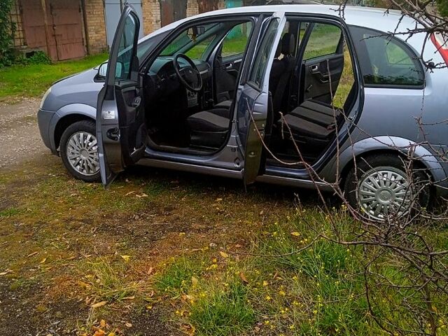 Опель Мерива, объемом двигателя 1.6 л и пробегом 228 тыс. км за 3500 $, фото 4 на Automoto.ua