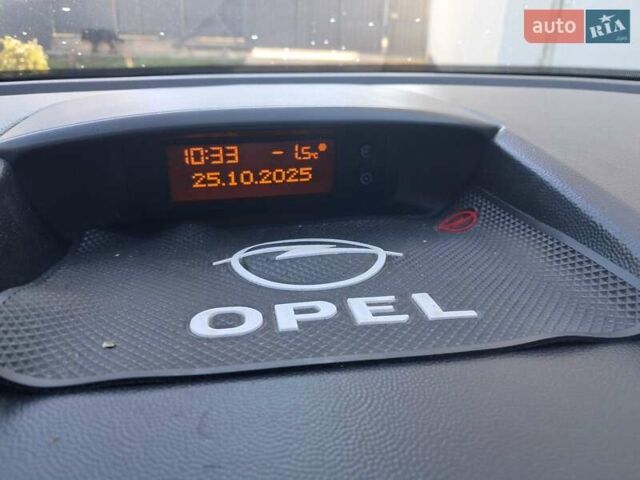 Опель Мерива, объемом двигателя 1.6 л и пробегом 262 тыс. км за 2900 $, фото 15 на Automoto.ua