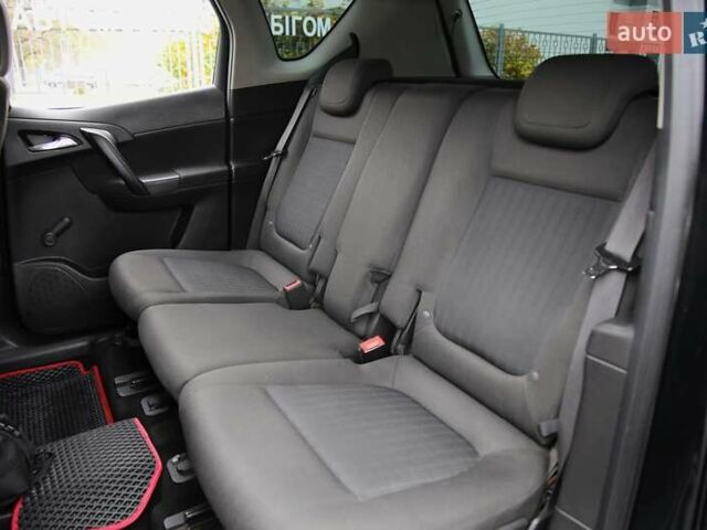 Опель Мерива, объемом двигателя 1.36 л и пробегом 230 тыс. км за 5600 $, фото 7 на Automoto.ua