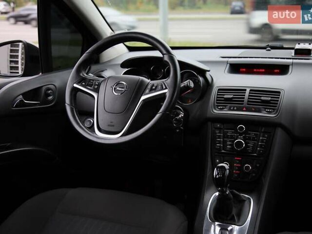 Опель Мерива, объемом двигателя 1.36 л и пробегом 230 тыс. км за 5600 $, фото 10 на Automoto.ua