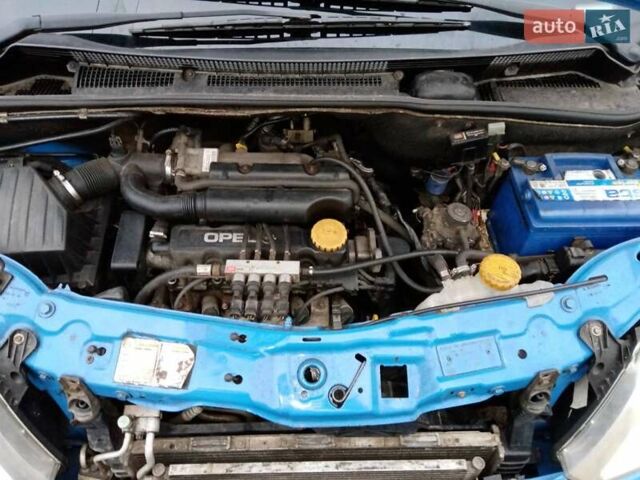 Опель Мерива, объемом двигателя 1.6 л и пробегом 355 тыс. км за 4000 $, фото 3 на Automoto.ua