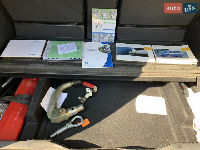 Опель Меріва, об'ємом двигуна 1.6 л та пробігом 224 тис. км за 4100 $, фото 20 на Automoto.ua