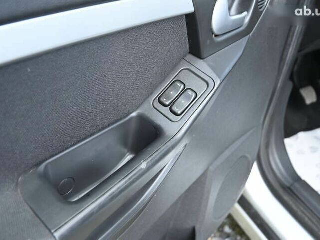 Опель Меріва, об'ємом двигуна 1.6 л та пробігом 128 тис. км за 4300 $, фото 15 на Automoto.ua