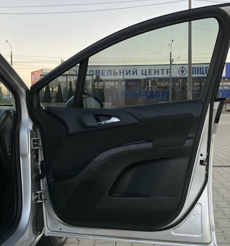 Опель Меріва, об'ємом двигуна 1.25 л та пробігом 225 тис. км за 5450 $, фото 14 на Automoto.ua