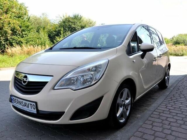 Опель Мерива, объемом двигателя 1.7 л и пробегом 360 тыс. км за 6200 $, фото 1 на Automoto.ua