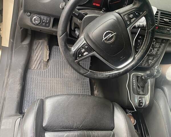 Опель Мерива, объемом двигателя 1.69 л и пробегом 350 тыс. км за 5700 $, фото 4 на Automoto.ua