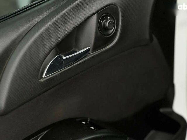 Опель Меріва, об'ємом двигуна 1.6 л та пробігом 313 тис. км за 8300 $, фото 9 на Automoto.ua