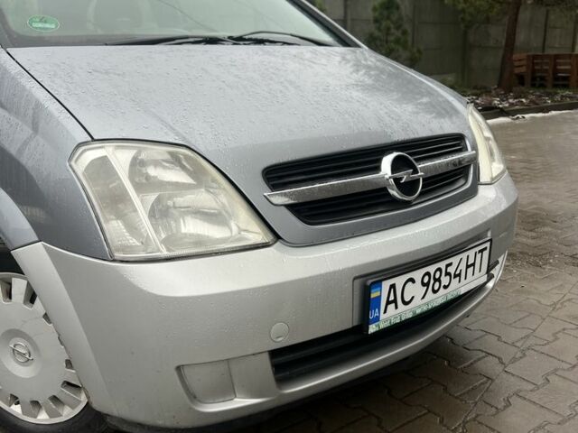 Сірий Опель Меріва, об'ємом двигуна 1.6 л та пробігом 220 тис. км за 3100 $, фото 1 на Automoto.ua