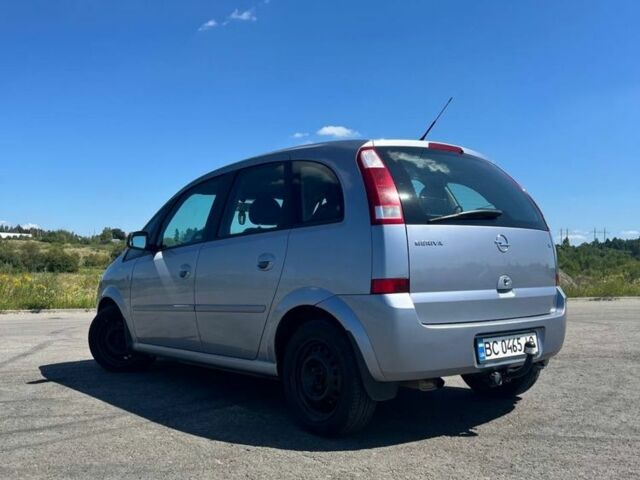 Серый Опель Мерива, объемом двигателя 1.6 л и пробегом 230 тыс. км за 4500 $, фото 1 на Automoto.ua