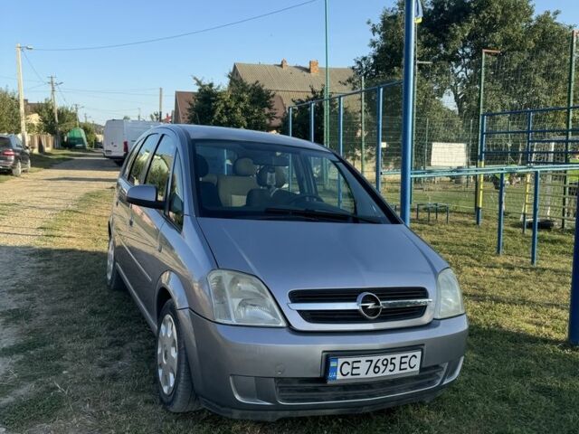 Серый Опель Мерива, объемом двигателя 1.4 л и пробегом 182 тыс. км за 3300 $, фото 2 на Automoto.ua