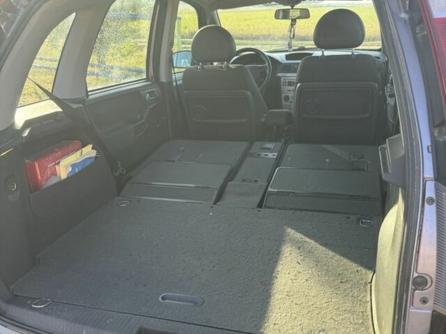 Серый Опель Мерива, объемом двигателя 1.4 л и пробегом 182 тыс. км за 3300 $, фото 8 на Automoto.ua